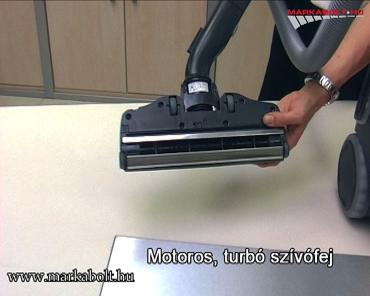 N&eacute;zd meg a Electrolux Z 8870 vide&oacute;j&aacute;t