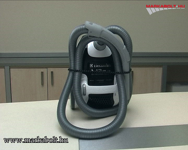 N&eacute;zd meg a Electrolux ZE 330 B vide&oacute;j&aacute;t