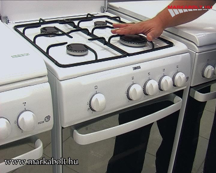 N&eacute;zd meg a Zanussi ZCG 554 GW vide&oacute;j&aacute;t