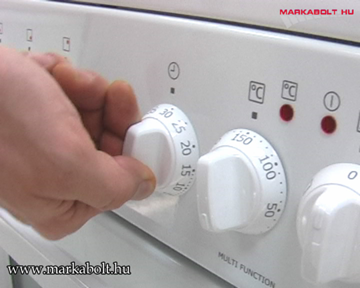N&eacute;zd meg a Electrolux EKC 511500 W vide&oacute;j&aacute;t