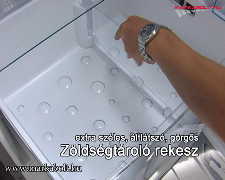 N&eacute;zd meg a Electrolux ENB 39300 X vide&oacute;j&aacute;t