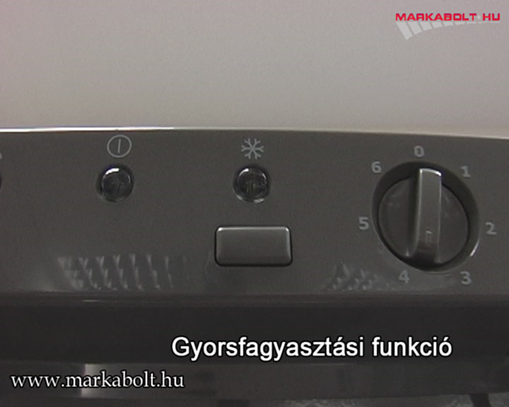 N&eacute;zd meg a Electrolux ERB 40442 X vide&oacute;j&aacute;t