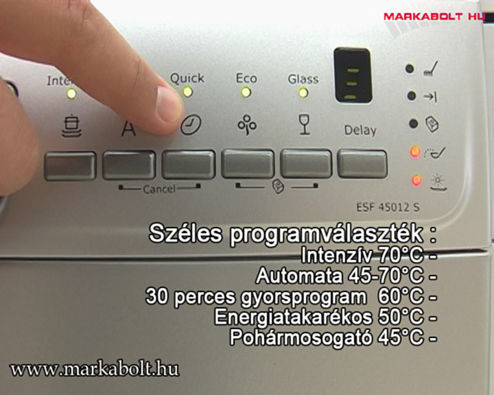 N&eacute;zd meg a Electrolux ESF 45012 S vide&oacute;j&aacute;t