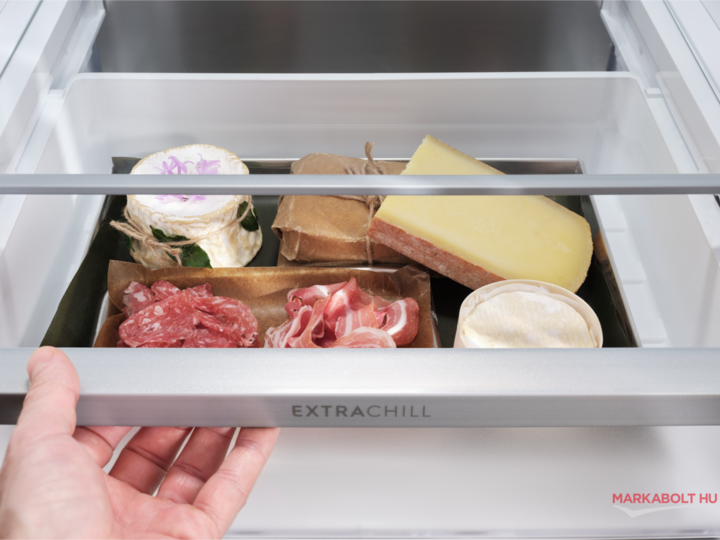 Electrolux ENA7CD18S beépíthető hűtőgép 3 év garancia