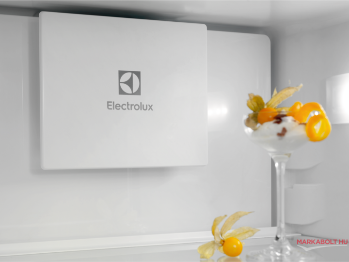 Electrolux LNA7CE18S beépíthető hűtőgép 3 év garancia